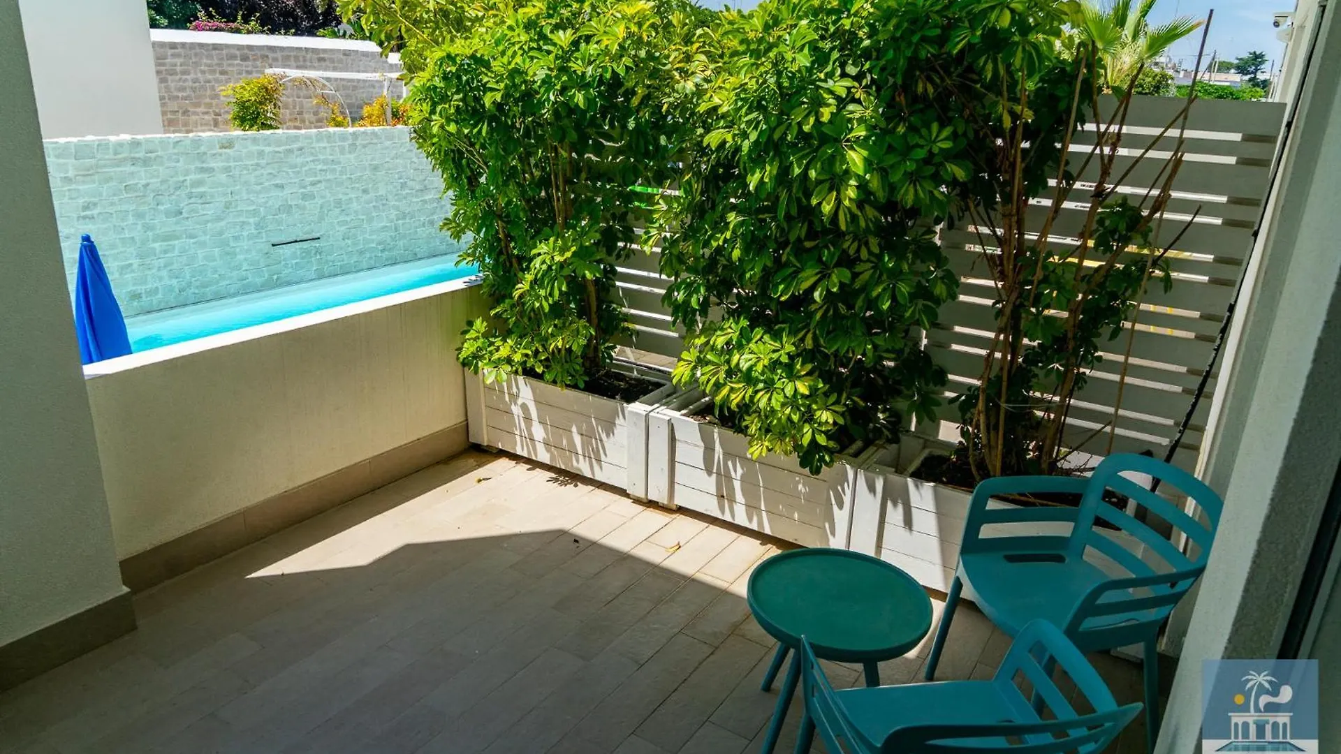 Villa Mediterranea Apartments - Seaview, Pool & Garden Bari Italy